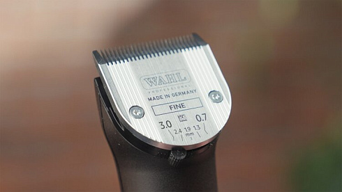 Машинка для стрижки Wahl 1871-0473 ChromStyle, нож-нержавеющая сталь, аккумулятор/сеть, 4 насадки, чёрная